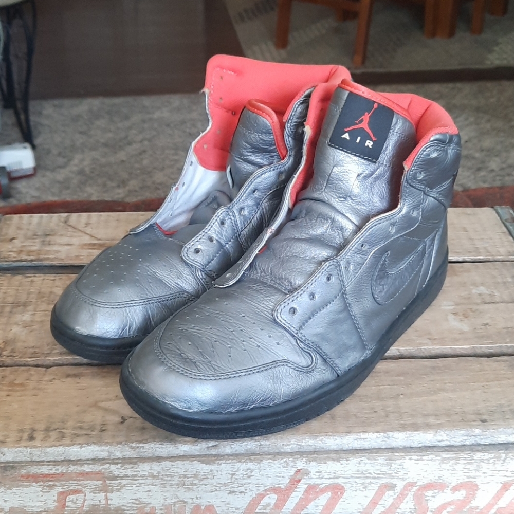Jordan 1 pewter sz 10